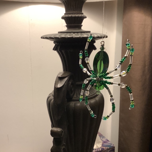 #Spider Jewelry - Emerald green spider